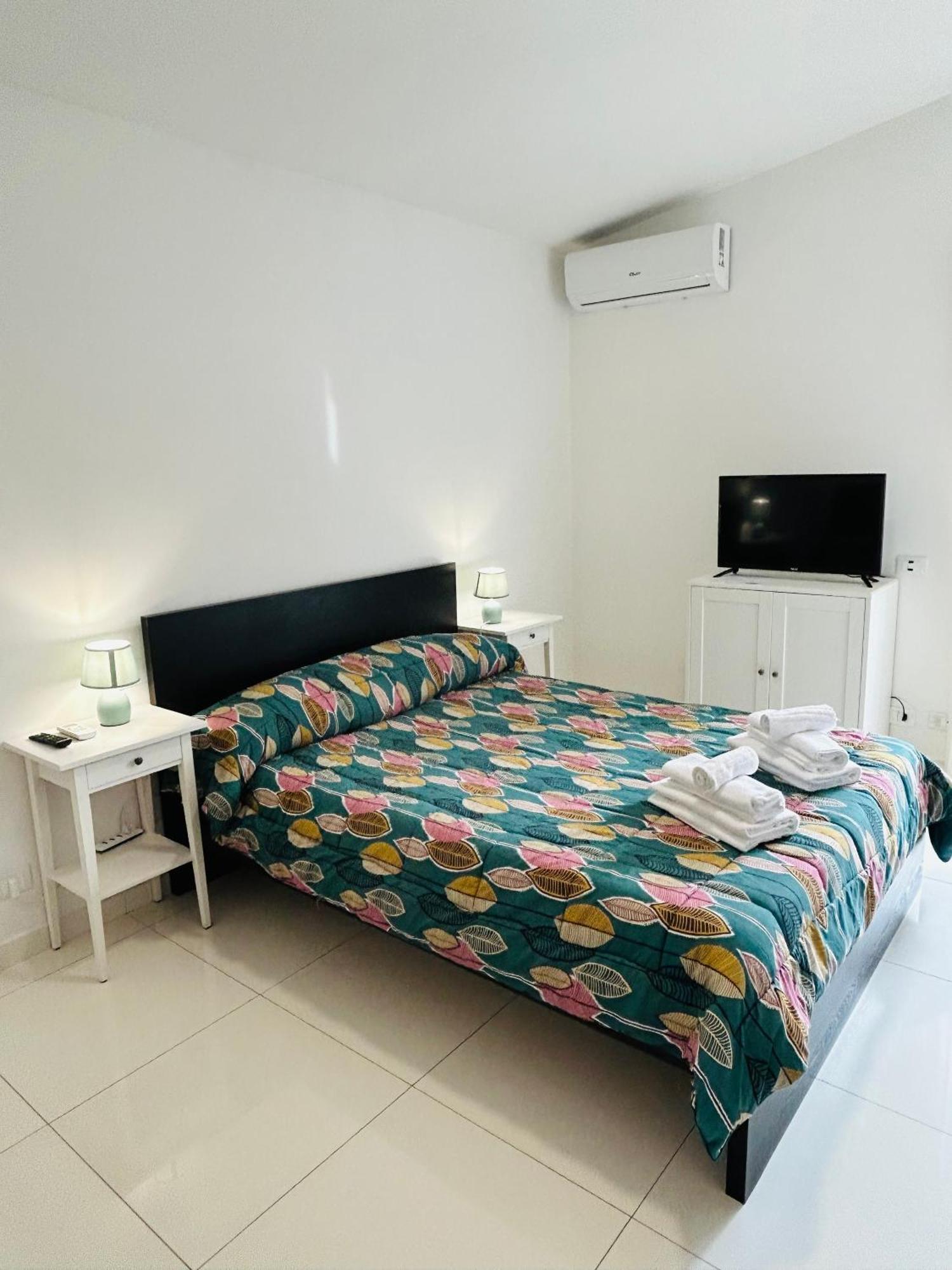 THE HOUSE FIERA di ROMA Bed & Breakfast Ponte Galeria Bagian luar foto