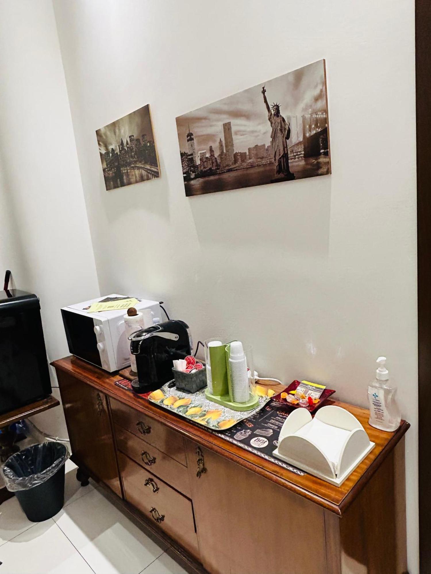 THE HOUSE FIERA di ROMA Bed & Breakfast Ponte Galeria Bagian luar foto