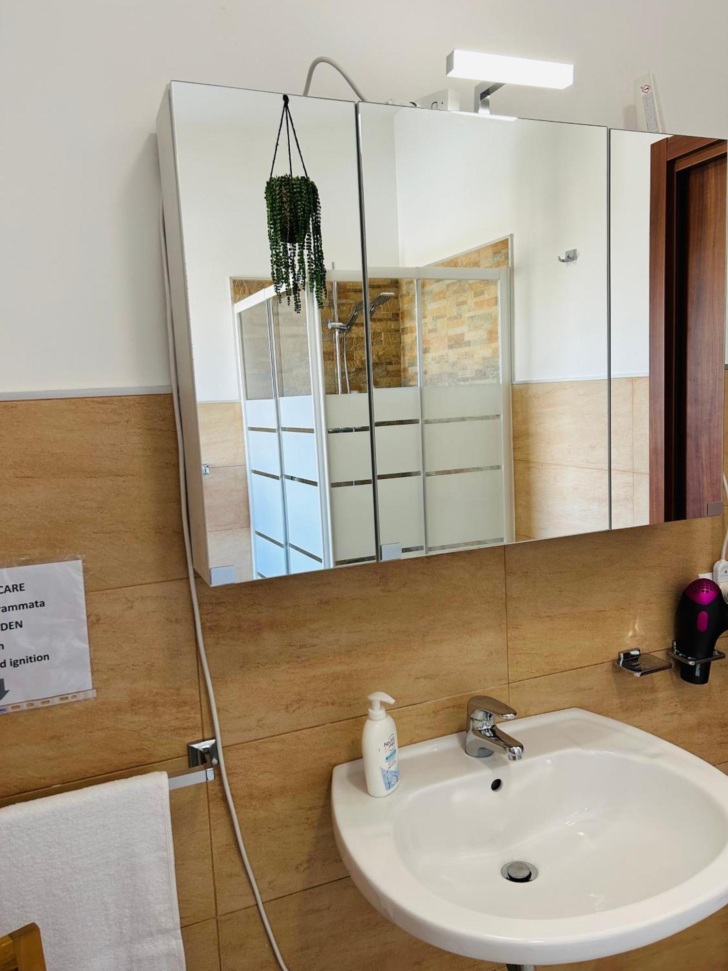 THE HOUSE FIERA di ROMA Bed & Breakfast Ponte Galeria Bagian luar foto